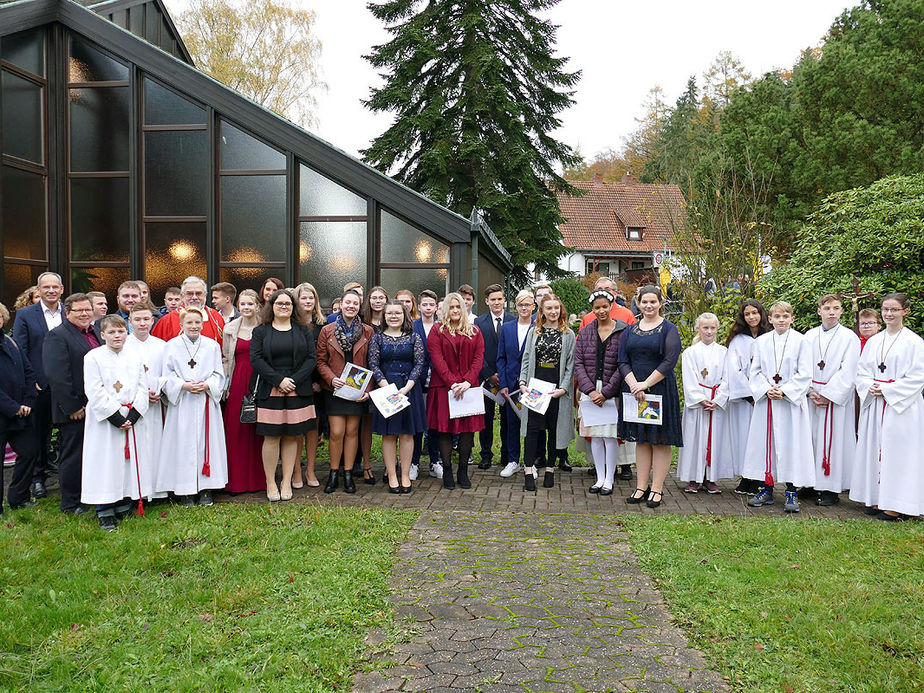 Firmung 2019 in Naumburg (Foto: Karl-Franz Thiede)